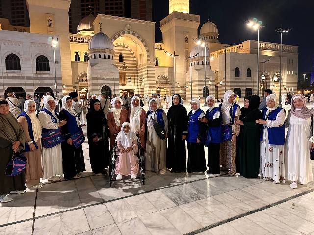  هل ستضيع فرصة العمرة التي لن تتكرر؟ المقاعد محدودة جداً والوقت ينفد! مع Centrum Holidays، اضمن مكانك الآن لتجربة روحانية لا مثيل لها في عام 2026. برامجنا الفاخرة، الإقامة القريبة من الحرم، والمرشدون الخبراء تنتظرك. لا تتردد لحظة، فالتأخير يعني ضياع أثمن الفرص! تواصل فوراً قبل فوات الأوان واختتم حجزك!<br><br> <center><a href=tel:+998771939999 target=_blank style=background-color:#FF00E7;color:#FFFFFF;padding:1rem 2rem;font-size:1.25rem;text-decoration:none;border-radius:0.5rem><b> +998 77 193 9999 </b></a></center><br><br> Taomlar 1 | umra-safari-2025.uz - Umra Safari 2026